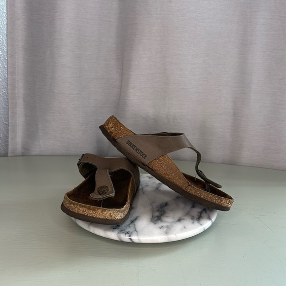 Birkenstock Shoes - BIRKENSTOCK SANDLES SIZE(6)